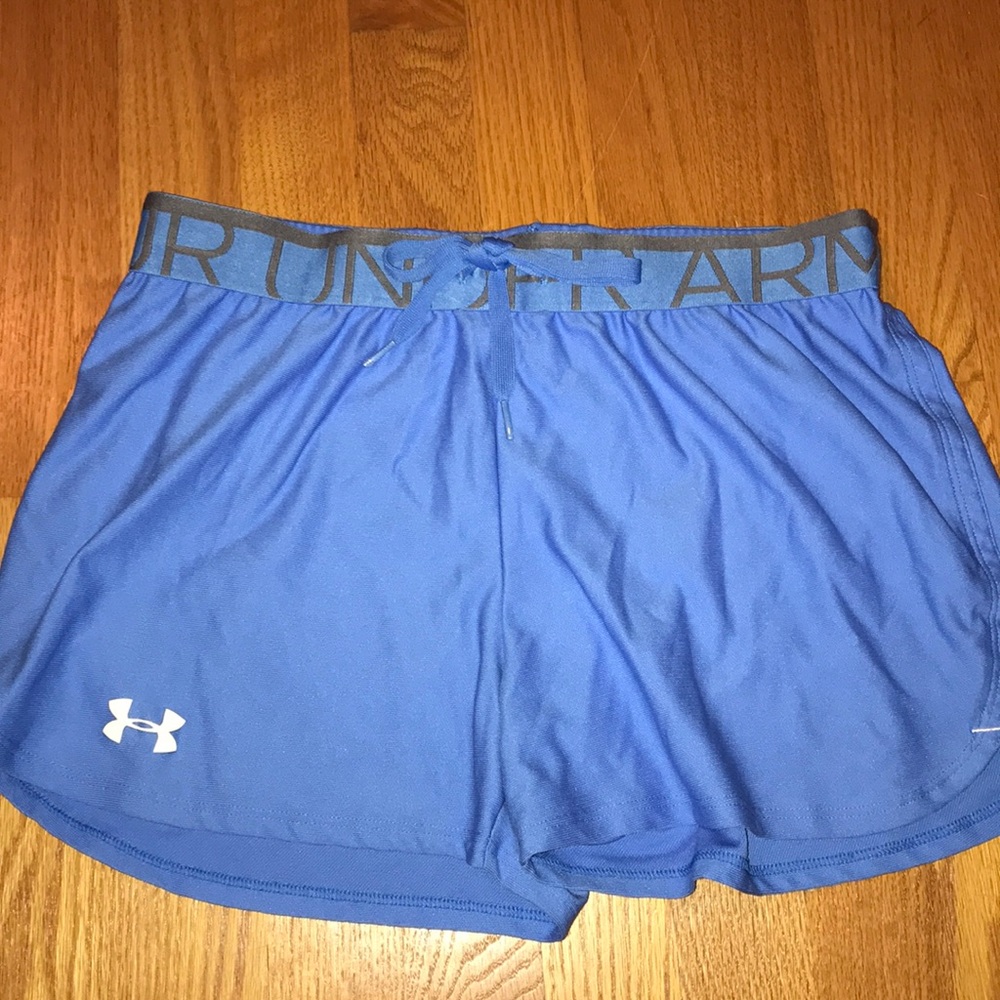 Woman’s under armour shorts
